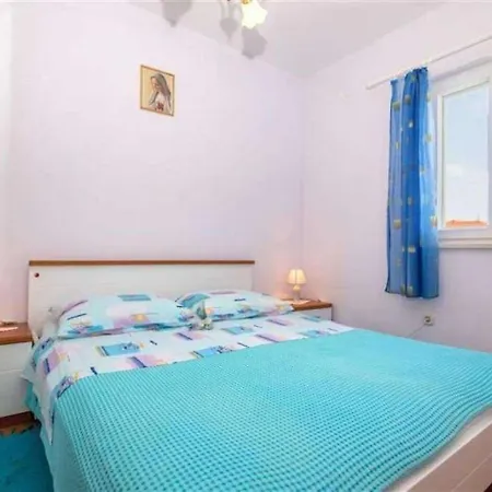 Apartment Mer