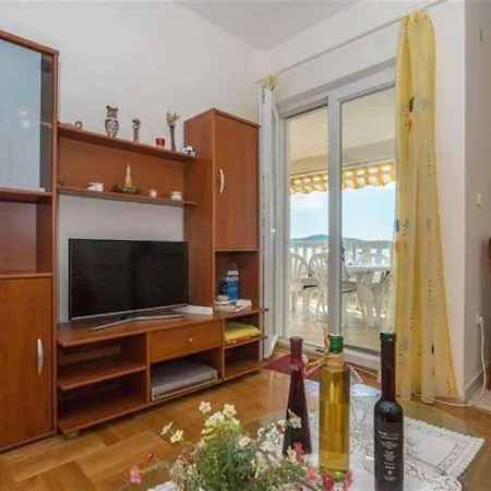 Apartment Mer Apartment
